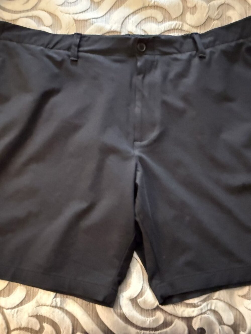 Under Armour Men's Drive Golf Shorts 8" inseam Black Size 44 Lightweight Stretch